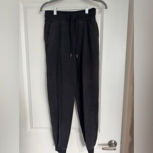 lululemon athletica women’s black Joggers